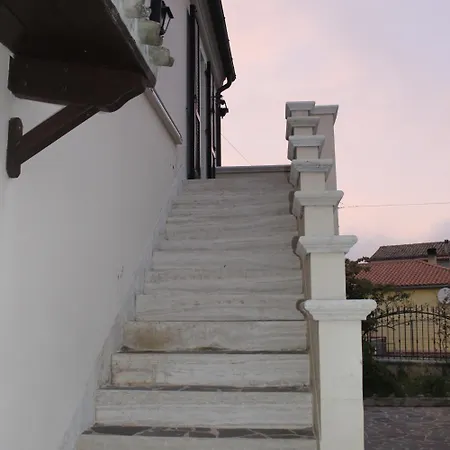 Sinilu Panzió Silvi Paese