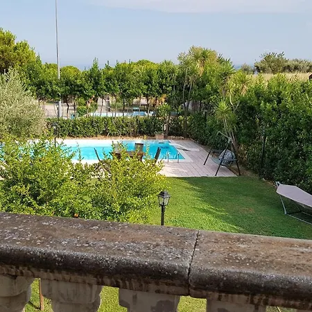 Sinilu Panzió Silvi Paese